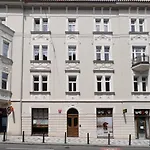 Blueground Holesovice View Nr Vltava Prg-57 Apartamento