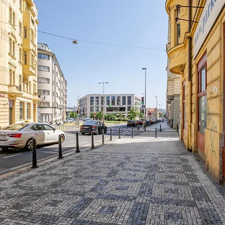 Apartment Blueground Holesovice View Nr Vltava Prg-57 *